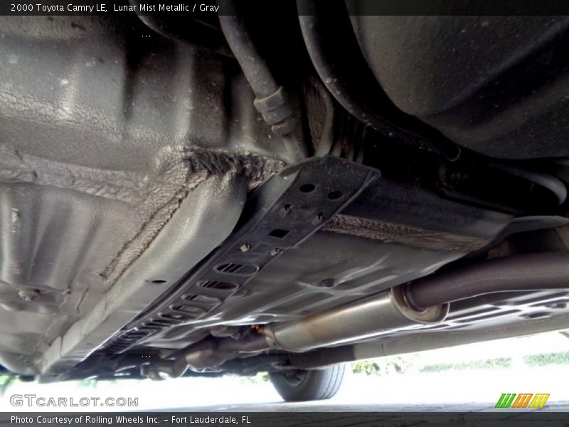 Lunar Mist Metallic / Gray 2000 Toyota Camry LE
