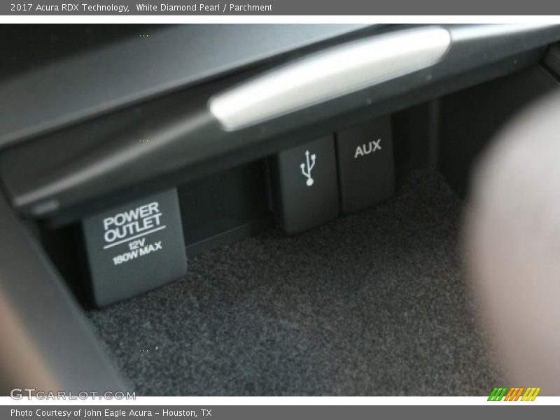 White Diamond Pearl / Parchment 2017 Acura RDX Technology