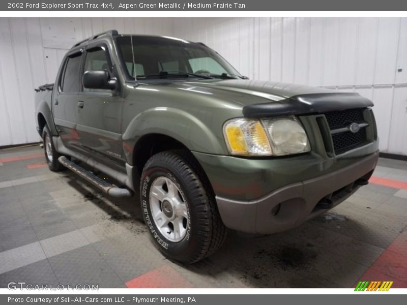 Front 3/4 View of 2002 Explorer Sport Trac 4x4