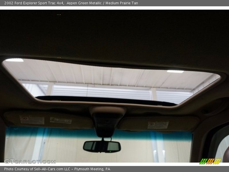 Aspen Green Metallic / Medium Prairie Tan 2002 Ford Explorer Sport Trac 4x4