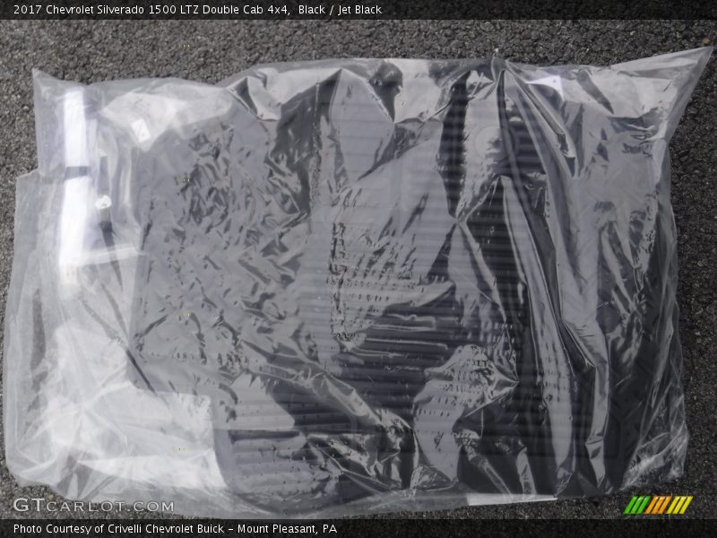Black / Jet Black 2017 Chevrolet Silverado 1500 LTZ Double Cab 4x4
