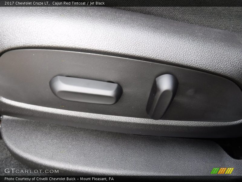 Cajun Red Tintcoat / Jet Black 2017 Chevrolet Cruze LT