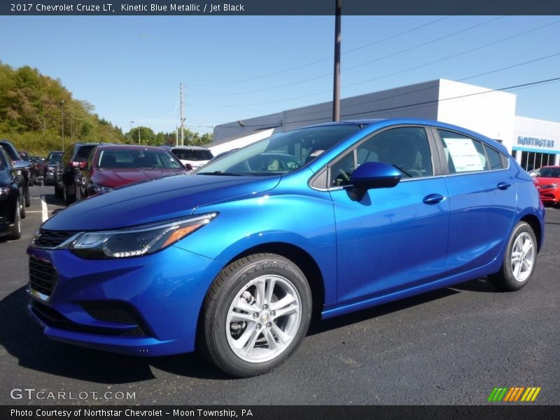 Kinetic Blue Metallic / Jet Black 2017 Chevrolet Cruze LT