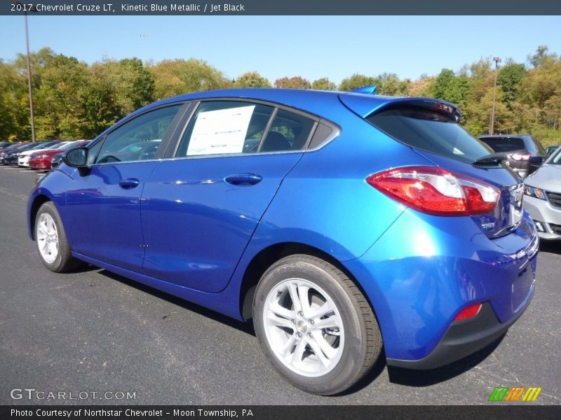 Kinetic Blue Metallic / Jet Black 2017 Chevrolet Cruze LT