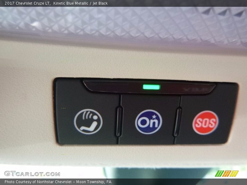 Kinetic Blue Metallic / Jet Black 2017 Chevrolet Cruze LT