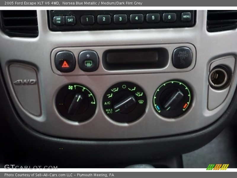 Norsea Blue Metallic / Medium/Dark Flint Grey 2005 Ford Escape XLT V6 4WD