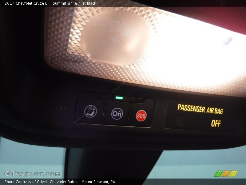 Summit White / Jet Black 2017 Chevrolet Cruze LT