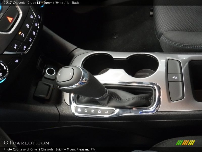 Summit White / Jet Black 2017 Chevrolet Cruze LT