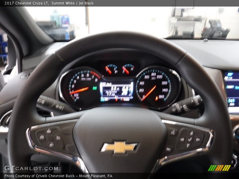 Summit White / Jet Black 2017 Chevrolet Cruze LT