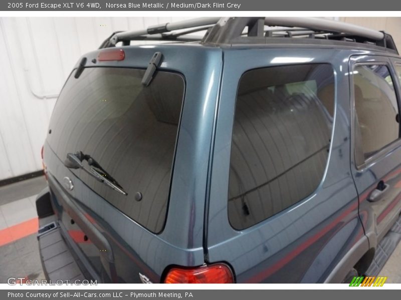 Norsea Blue Metallic / Medium/Dark Flint Grey 2005 Ford Escape XLT V6 4WD