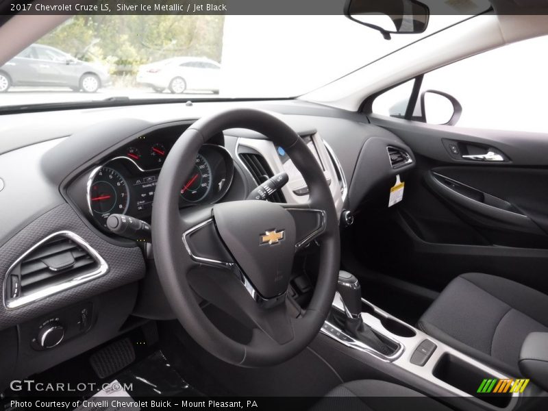 Silver Ice Metallic / Jet Black 2017 Chevrolet Cruze LS