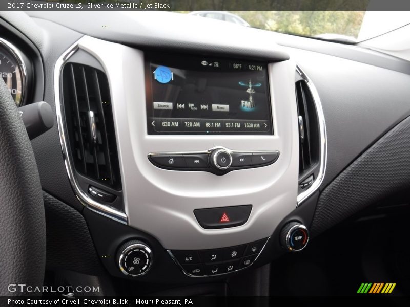 Silver Ice Metallic / Jet Black 2017 Chevrolet Cruze LS