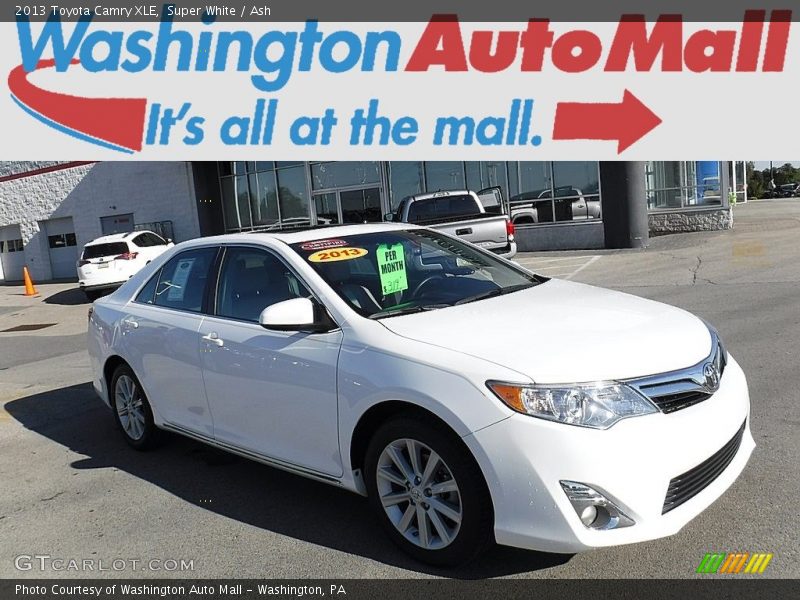 Super White / Ash 2013 Toyota Camry XLE
