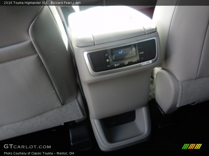 Blizzard Pearl / Ash 2016 Toyota Highlander XLE