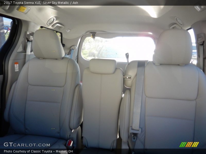 Silver Sky Metallic / Ash 2017 Toyota Sienna XLE