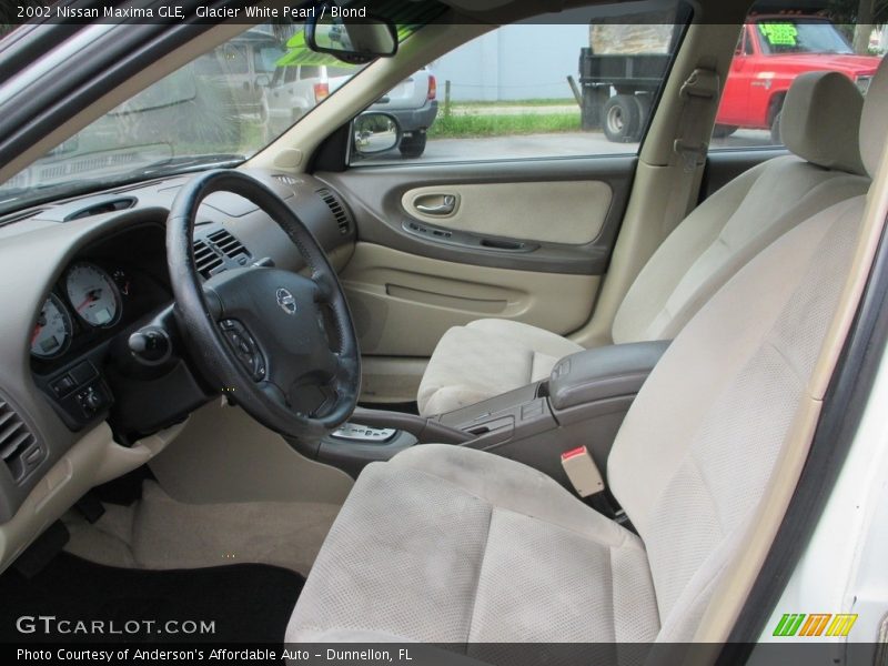 Glacier White Pearl / Blond 2002 Nissan Maxima GLE