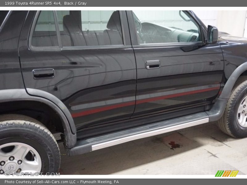 Black / Gray 1999 Toyota 4Runner SR5 4x4