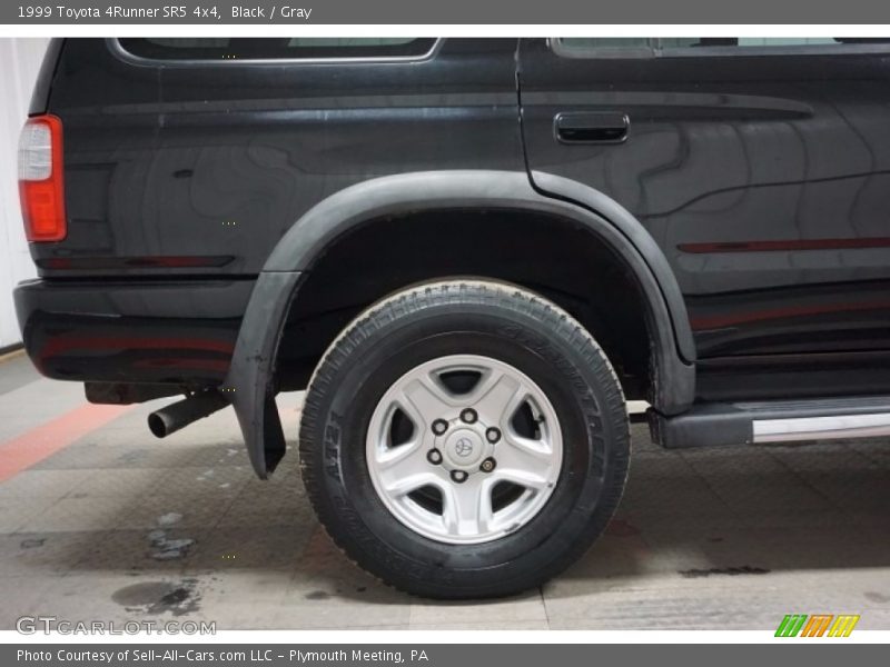 Black / Gray 1999 Toyota 4Runner SR5 4x4