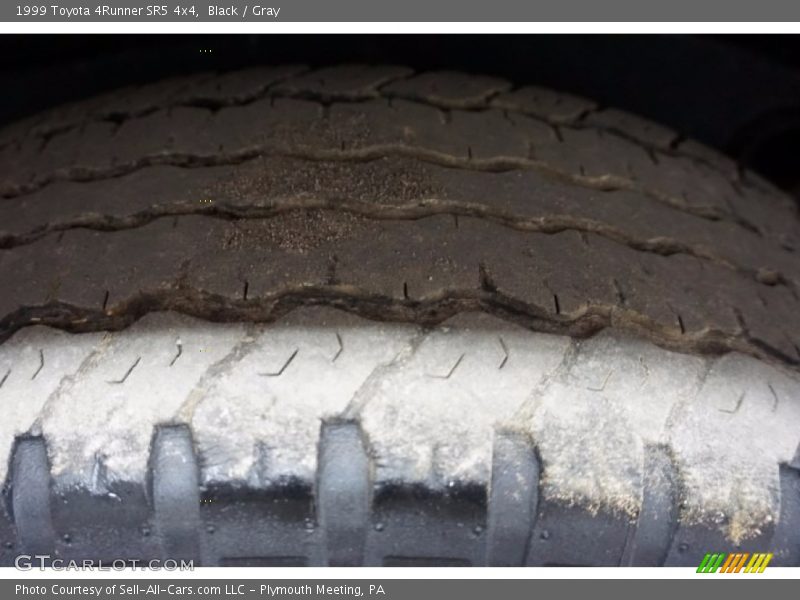 Black / Gray 1999 Toyota 4Runner SR5 4x4