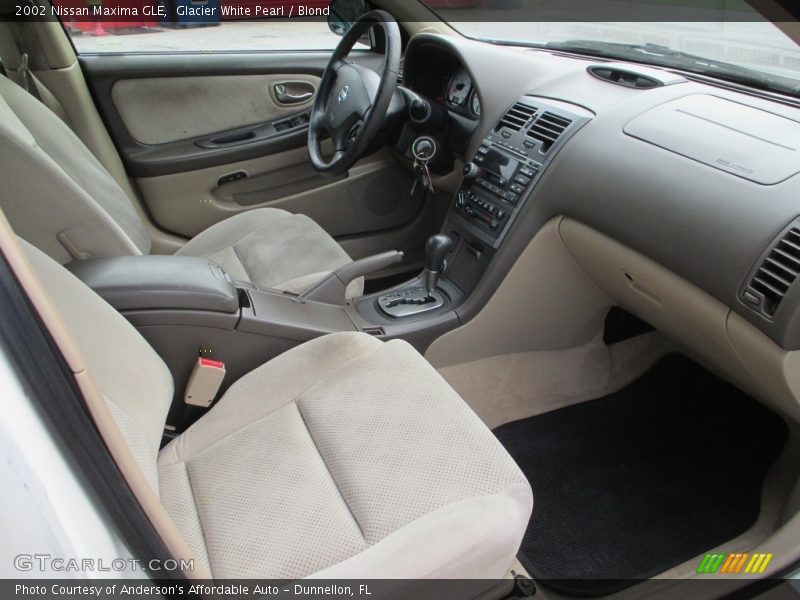 Glacier White Pearl / Blond 2002 Nissan Maxima GLE