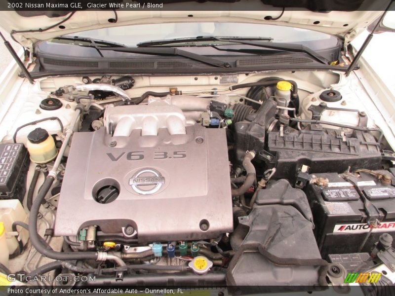 Glacier White Pearl / Blond 2002 Nissan Maxima GLE