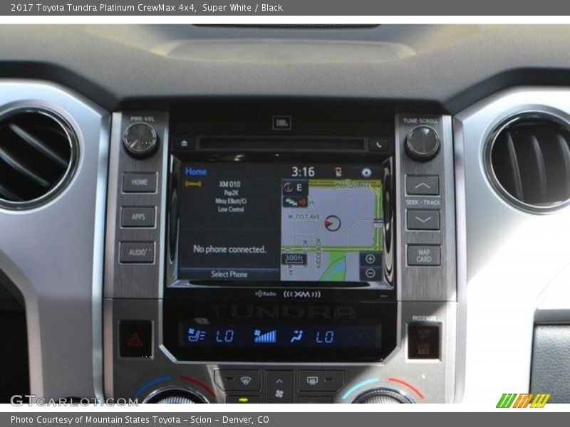 Super White / Black 2017 Toyota Tundra Platinum CrewMax 4x4