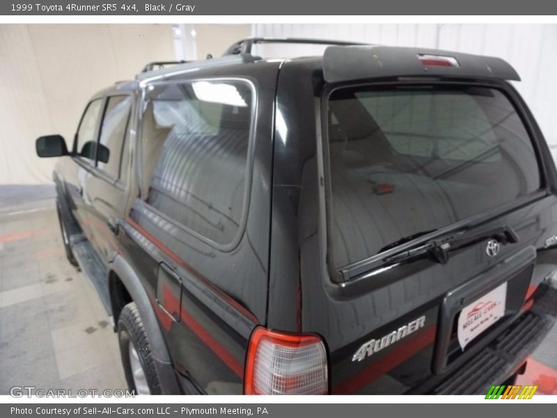 Black / Gray 1999 Toyota 4Runner SR5 4x4