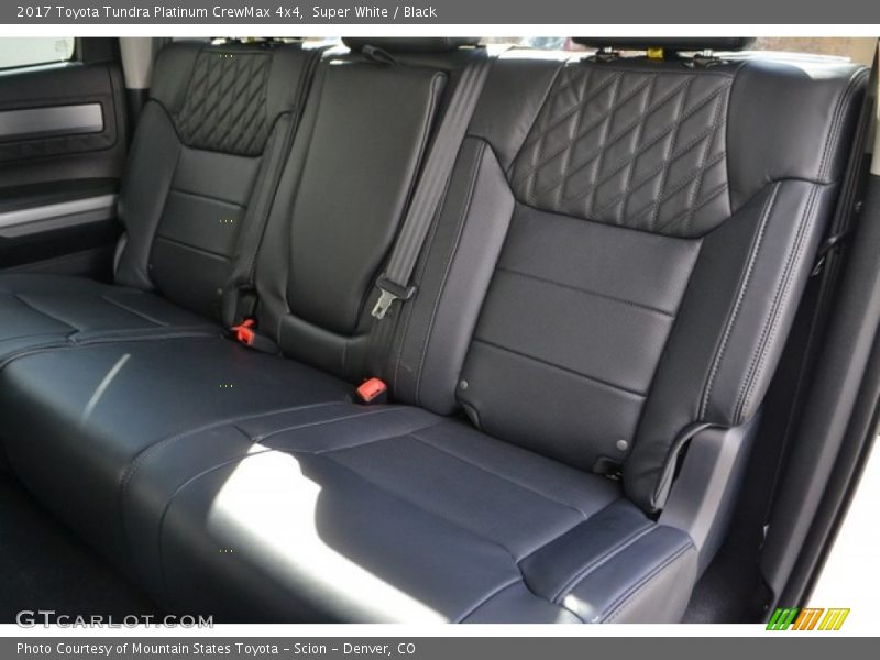 Super White / Black 2017 Toyota Tundra Platinum CrewMax 4x4