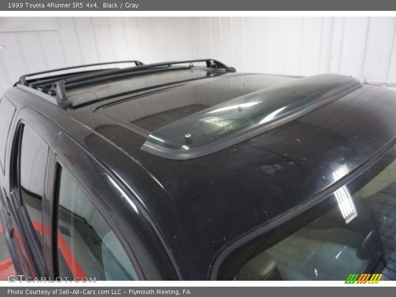 Black / Gray 1999 Toyota 4Runner SR5 4x4