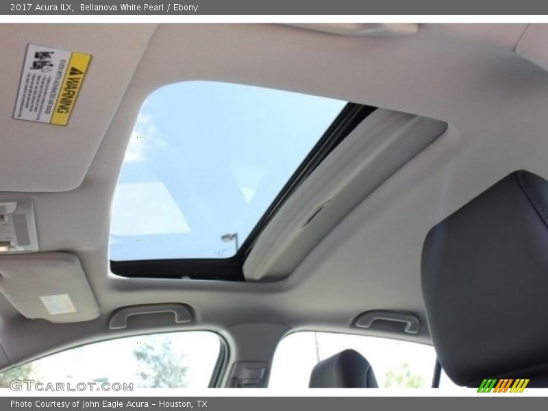 Bellanova White Pearl / Ebony 2017 Acura ILX