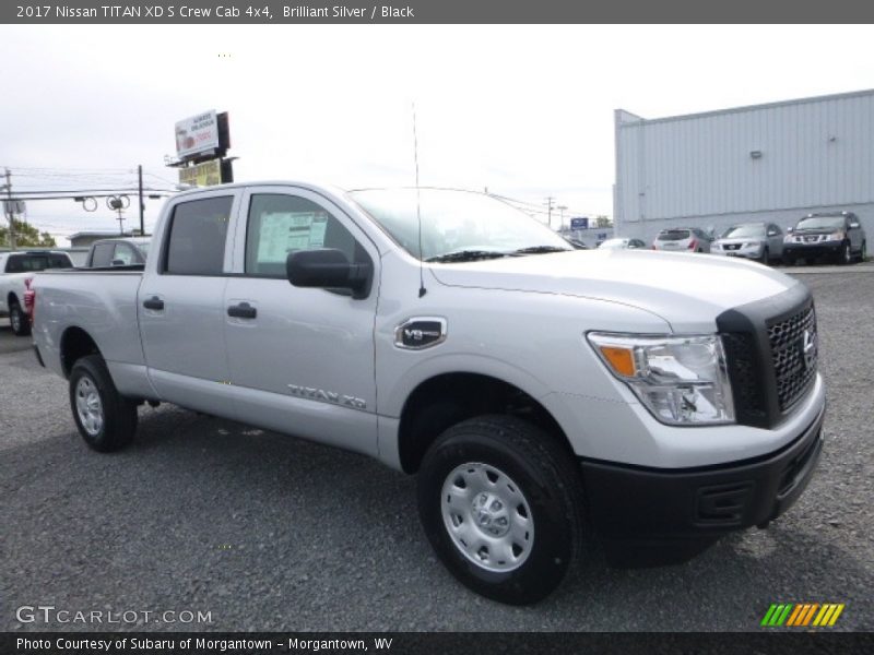 Front 3/4 View of 2017 TITAN XD S Crew Cab 4x4