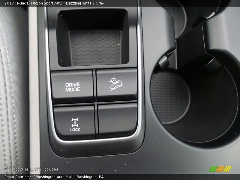 Dazzling White / Gray 2017 Hyundai Tucson Sport AWD