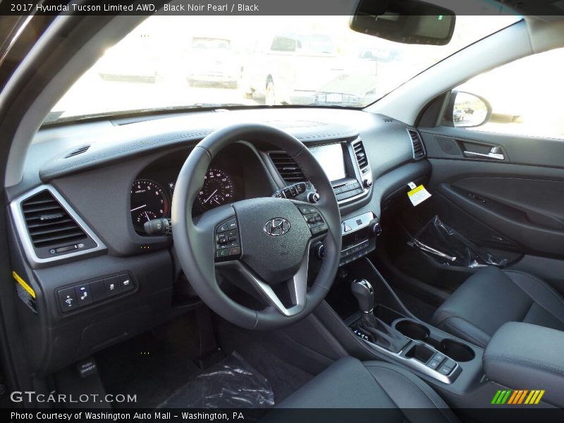 Black Noir Pearl / Black 2017 Hyundai Tucson Limited AWD