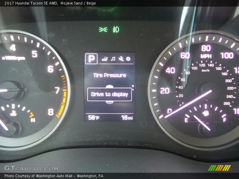 Mojave Sand / Beige 2017 Hyundai Tucson SE AWD