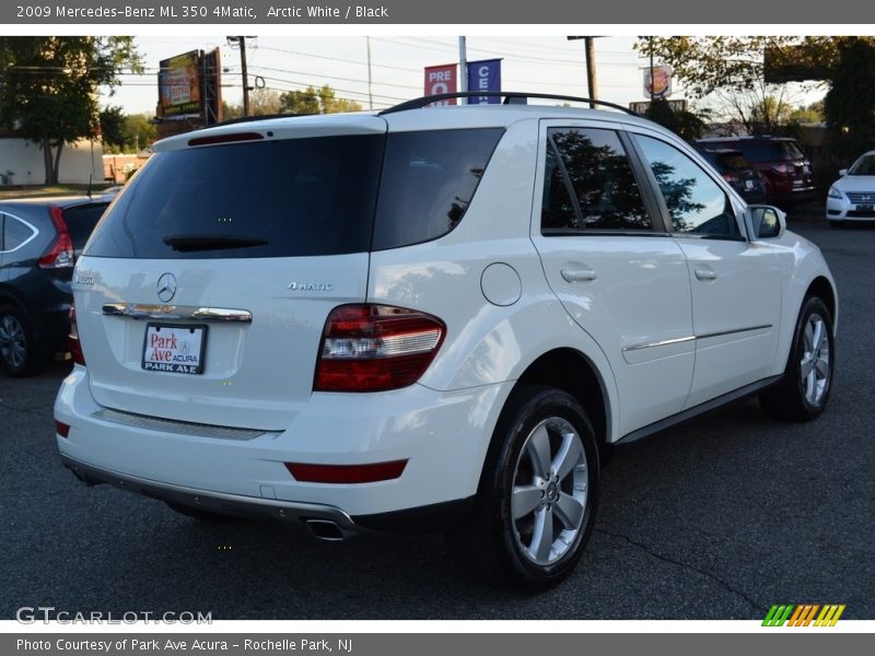Arctic White / Black 2009 Mercedes-Benz ML 350 4Matic