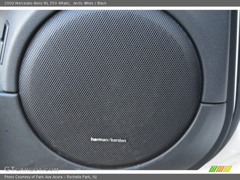 Arctic White / Black 2009 Mercedes-Benz ML 350 4Matic