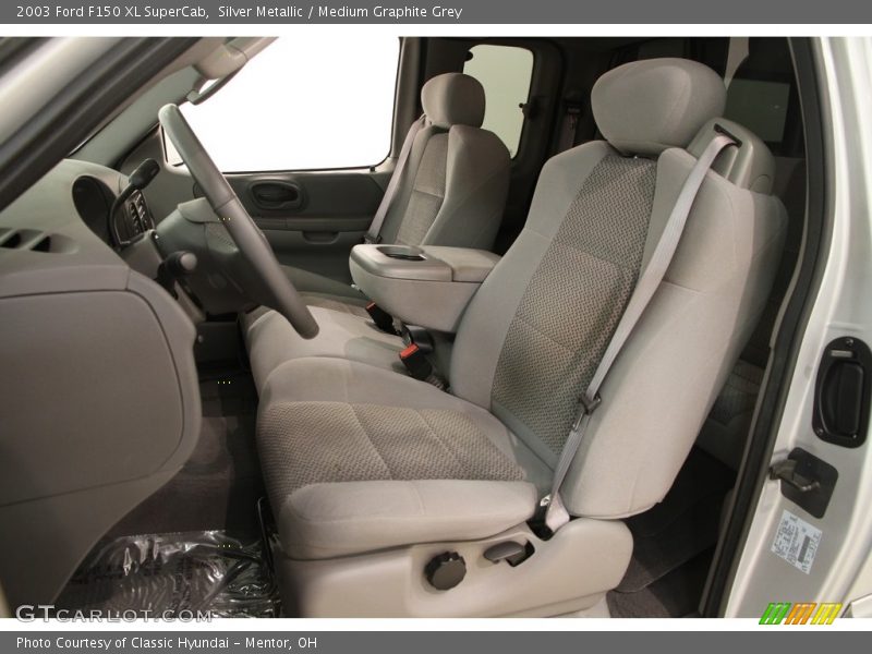 Silver Metallic / Medium Graphite Grey 2003 Ford F150 XL SuperCab