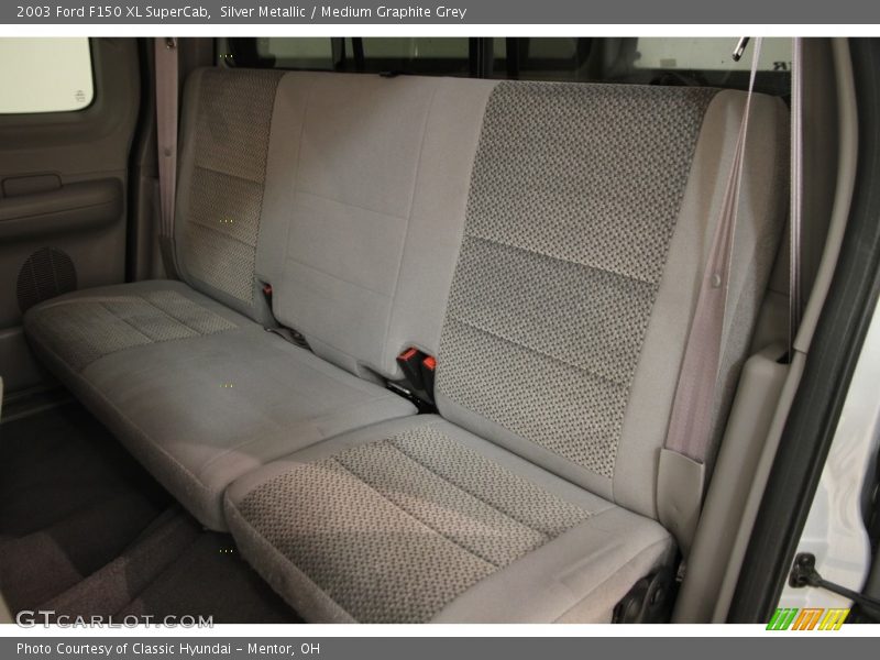 Silver Metallic / Medium Graphite Grey 2003 Ford F150 XL SuperCab