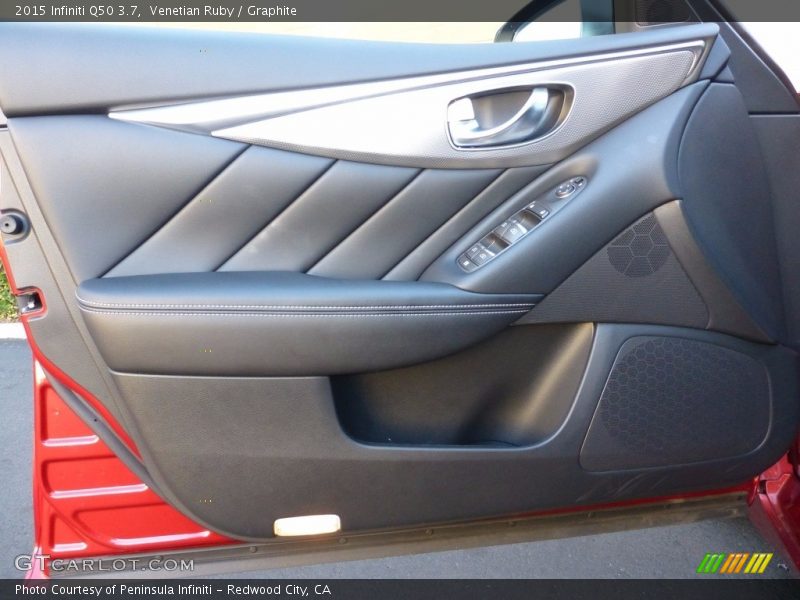 Venetian Ruby / Graphite 2015 Infiniti Q50 3.7