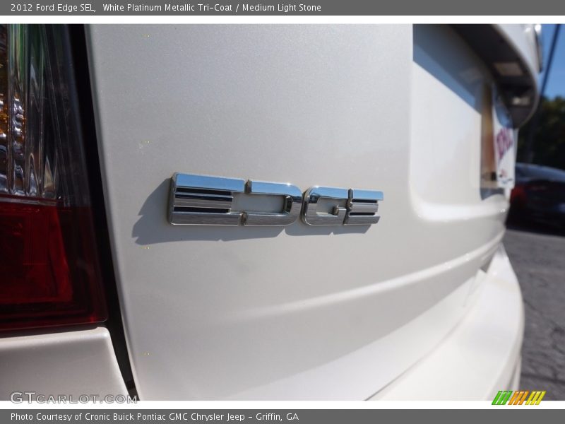 White Platinum Metallic Tri-Coat / Medium Light Stone 2012 Ford Edge SEL