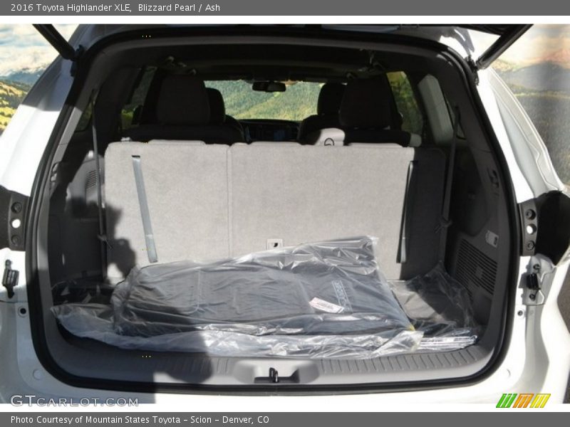 Blizzard Pearl / Ash 2016 Toyota Highlander XLE