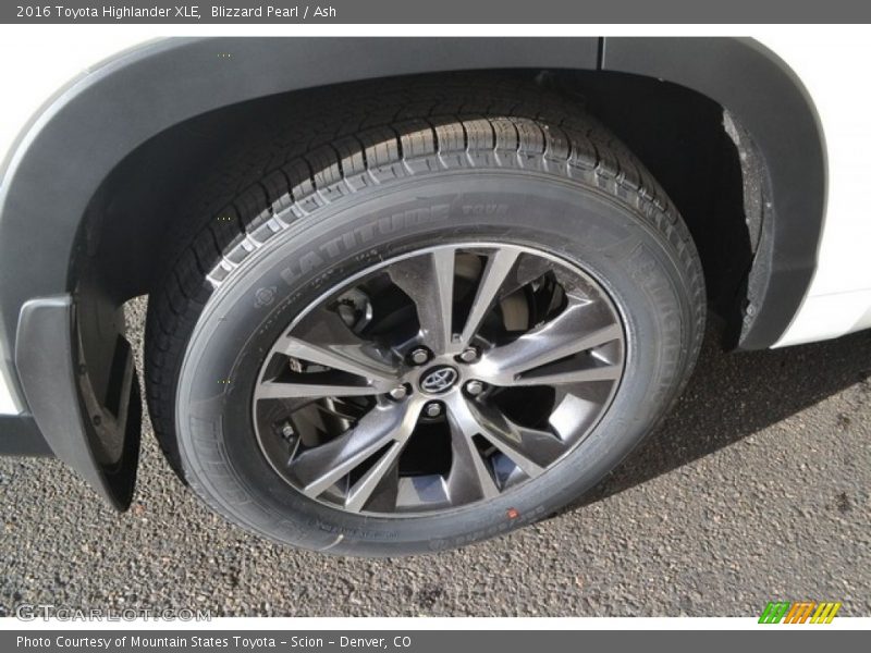 Blizzard Pearl / Ash 2016 Toyota Highlander XLE