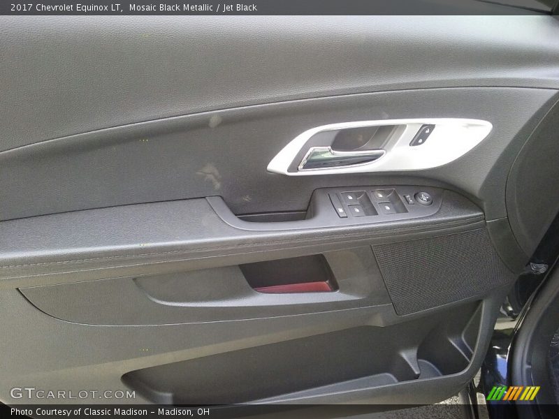 Mosaic Black Metallic / Jet Black 2017 Chevrolet Equinox LT