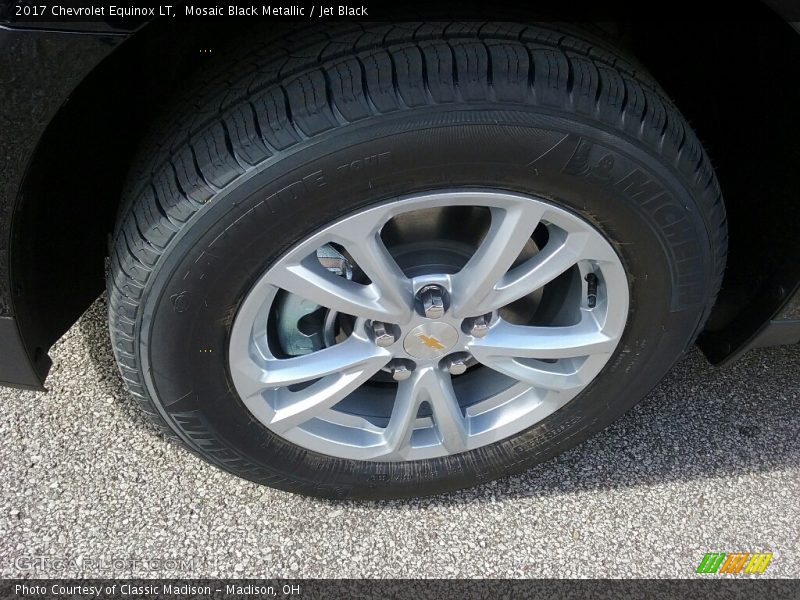 Mosaic Black Metallic / Jet Black 2017 Chevrolet Equinox LT