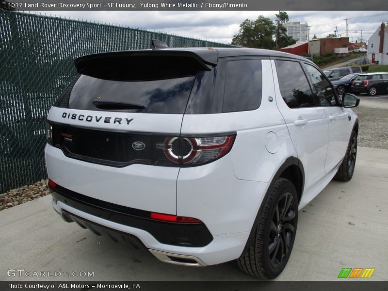 Yulong White Metallic / Ebony/Pimento 2017 Land Rover Discovery Sport HSE Luxury
