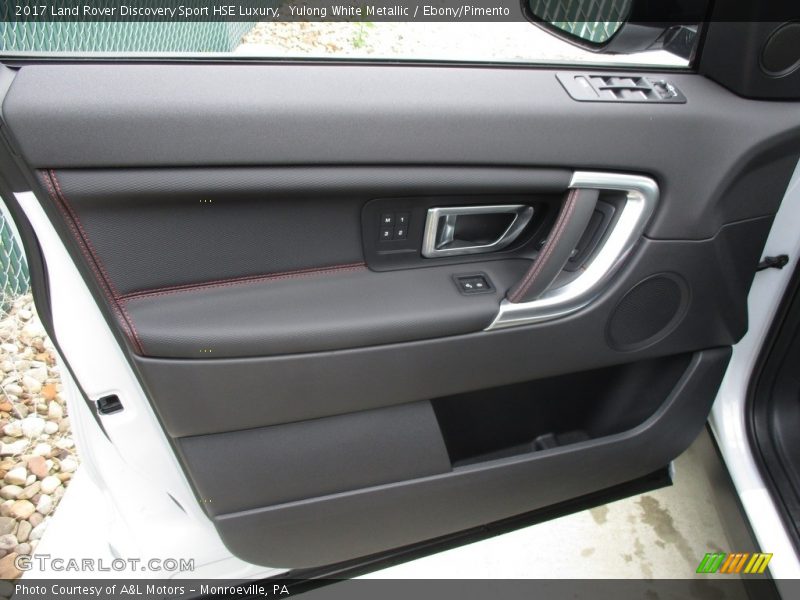 Yulong White Metallic / Ebony/Pimento 2017 Land Rover Discovery Sport HSE Luxury