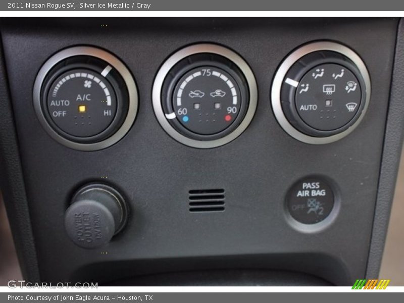 Silver Ice Metallic / Gray 2011 Nissan Rogue SV