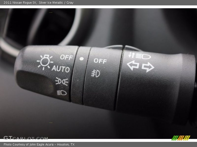 Silver Ice Metallic / Gray 2011 Nissan Rogue SV
