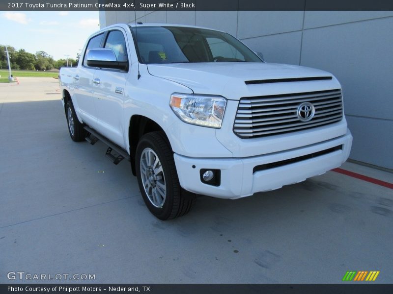 Super White / Black 2017 Toyota Tundra Platinum CrewMax 4x4