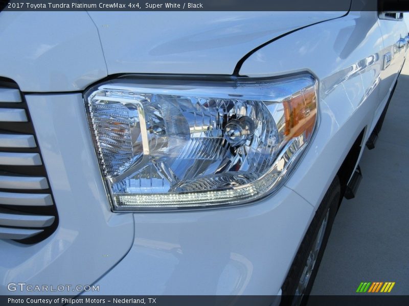 Super White / Black 2017 Toyota Tundra Platinum CrewMax 4x4